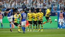 Ройс дърпа ушите на слабаците от Дортмунд