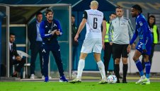 Дилема мъчи Левски