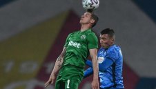 Кирил Десподов с капитанската лента срещу Русия