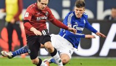 Наказаха Хунтелаар за 6 мача