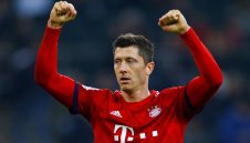 Левандовски каза защо се вижда до пенсия в Байерн