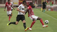 Бият Адмира като тъпан и в Австрия