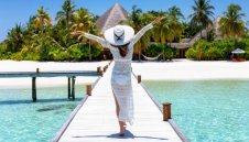 Николета Лозанова показа новото си дупе на Малдивите + СНИМКИ