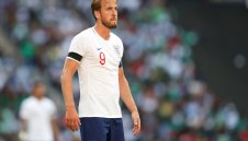 От ФИФА: Хари Кейн е с наднормено тегло!