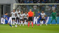 Вратарят на Айнтрахт: Левски беше по-добър!