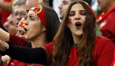 Португалия би дузпата на Франция, но на "нежния" фронт + СНИМКИ