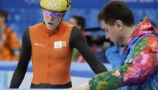 Шампионка по кънки се класира на 1/4 финал по шорттрек