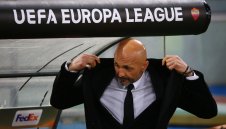 Спалети скочи на Лион: Вие сте грозни симуланти