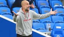 Пеп недоволен от съдията