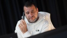Босът на Ботев изригна: Левски открадна Око-Флекс! Лудогорец дава два пъти повече пари