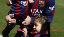 Суарес напуснал Ливърпул заради английските медии + ВИДЕО