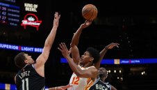 В НБА вече няма отбор без загуба, Къри избухна с 47