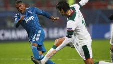 Юве остана без Дъглас Коста 