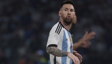 "Меси мания" се разрази в Китай преди контролата Аржентина - Австралия