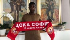 Харесан от Марко ван Бастен ще тормози Левски във Вечното дерби