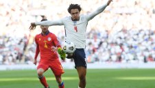 Трент не иска да играе като полузащитник