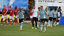 Черно море взима украински нападател