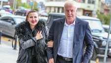 Наско Сираков изненада Илиана Раева в спалнята + ВИДЕО