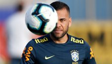 Интер може да подаде ръка на свободния агент Дани Алвеш