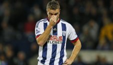 Рики Ламбърт спря с футбола