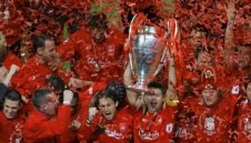 Легенда на Ливърпул: П*нисът ми кървеше, а те се пукаха от смях + ВИДЕО