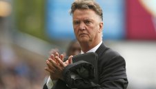 Ван Гаал подава ръка на Фелаини