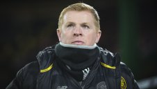 Селтик уволни Нийл Ленън