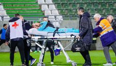 Ясно е какво е състоянието на тежко пострадалия вратар на Локо Сф