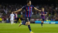 Радост на "Камп Ноу": Ла Лига клекна пред Барса