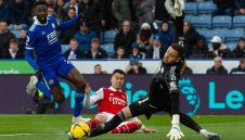 Арсенал победи Лестър и се откъсна на върха