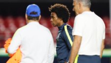 Челси отхвърли оферти от Барселона и Атлетико Мадрид за Вилиан