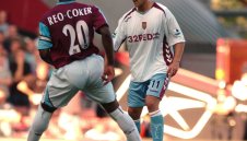 Легенда! Стилиян Петров помогнал на бивш съотборник да се излекува 