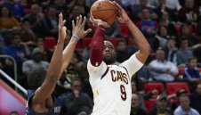 Дуейн Уейд се върна в Маями, Кавс промениха целия си тим!