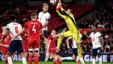 Унгария спря Англия на "Уембли", фенове се биха с полицията