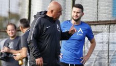 Избягал от Левски пред трансфер в Олимпиакос