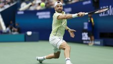 Стана ясно кога Гришо излиза срещу Тиафо