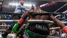 Уайлдър тръшна Ортис в десетия рунд + ВИДЕО