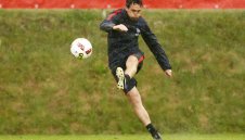 Маниакът Емери повежда ПСЖ към Ушатата