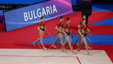 Младите ни грации грабнаха златото на пет обръча