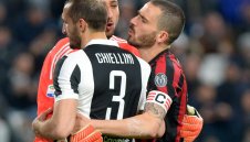 Юве и Милан си стиснаха ръцете за Калдара и Бонучи