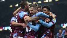 Бърнли продължава с победите в Чемпиъншип