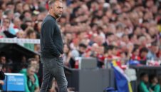 Ханзи Флик готви странен трансфер в Барса