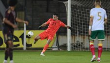 Илиана Раева скочи да брани Пламен Андреев