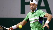 Дъждът спаси мачкан от Гришо унгарец в Париж