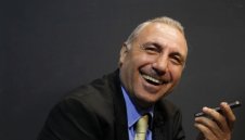 Гавра! Стоичков стъпка фланелка на Реал + СНИМКА