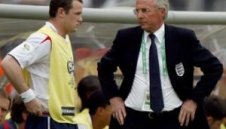 Уейн Рууни титуляр срещу Швеция