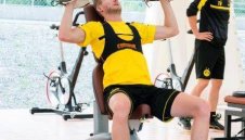 Ненужен в Дортмунд: Шюрле ще запълва дупки във Франкфурт