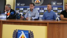 Хубчев подсилва Левски със защитник на Берое