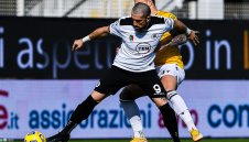 Гълъбинов под въпрос за националния