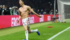 Левандовски отново скочи на шефовете: Байерн се нуждае от още играчи